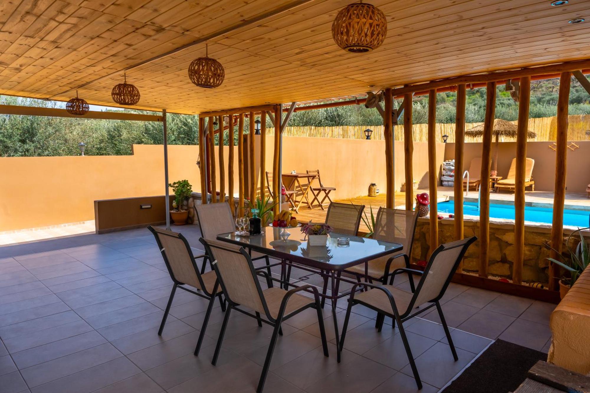 Countryhouse Villa With Pool & Private Parking イラクリオン エクステリア 写真