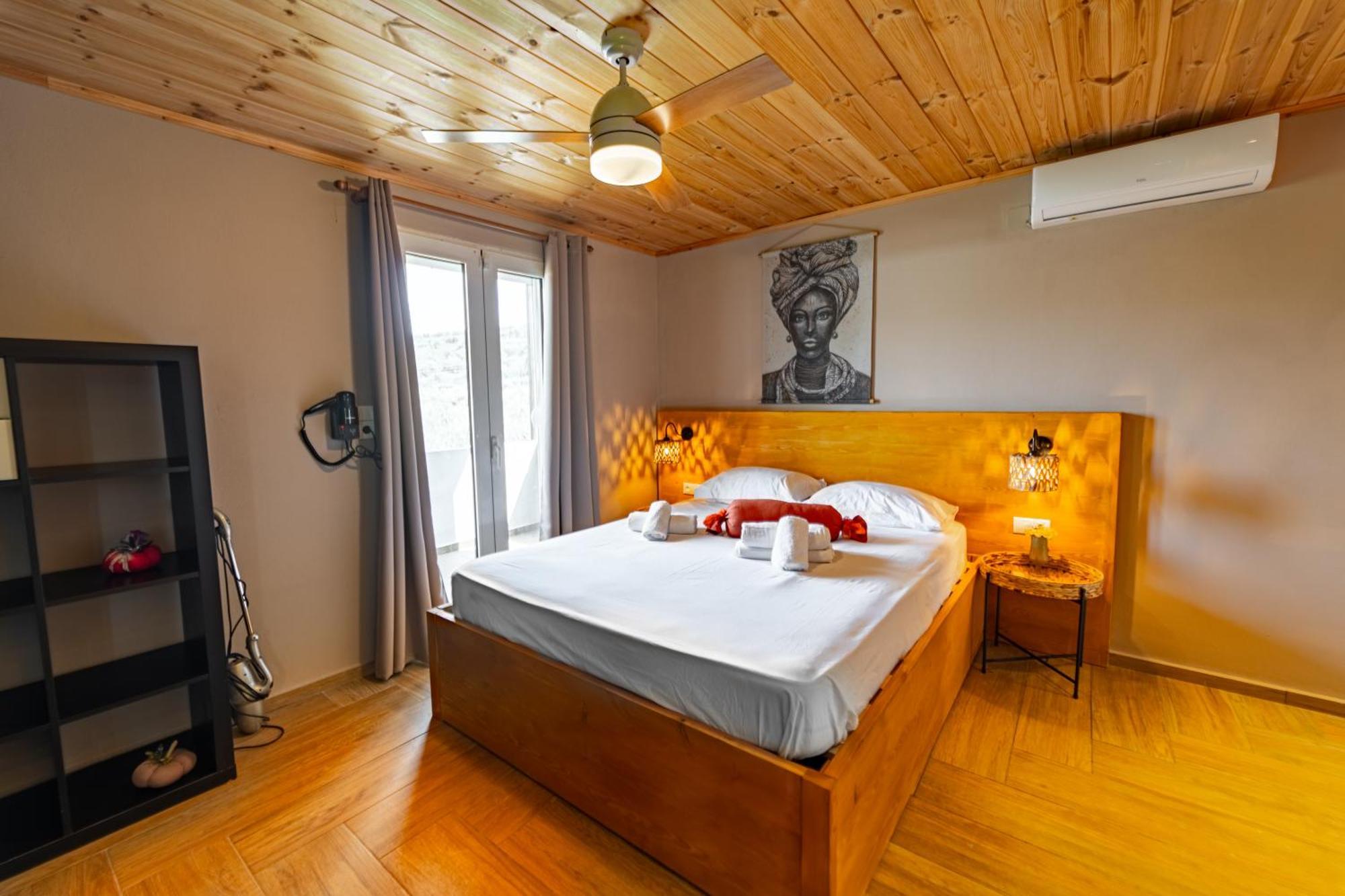 Countryhouse Villa With Pool & Private Parking イラクリオン エクステリア 写真